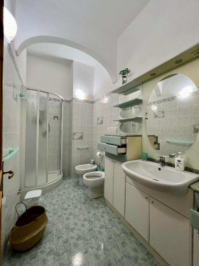 Infinity Experience Casa Vacanza Incantevole Con Terrazzo Scala Buitenkant foto