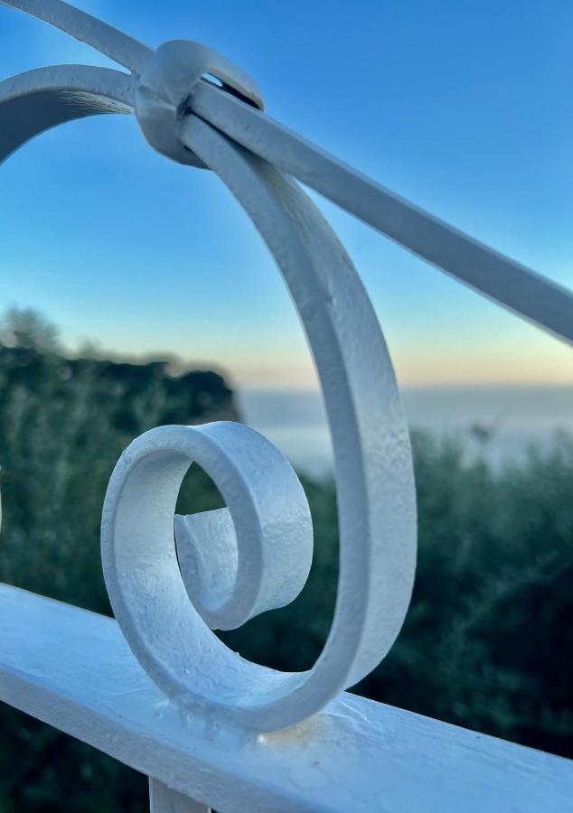 Infinity Experience Casa Vacanza Incantevole Con Terrazzo Scala Buitenkant foto