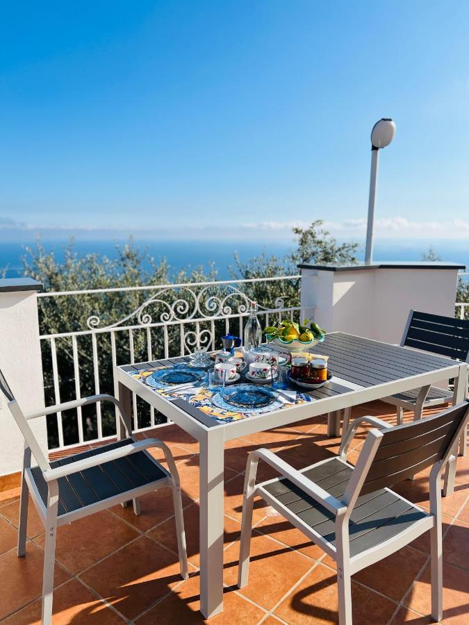 Infinity Experience Casa Vacanza Incantevole Con Terrazzo Scala Buitenkant foto