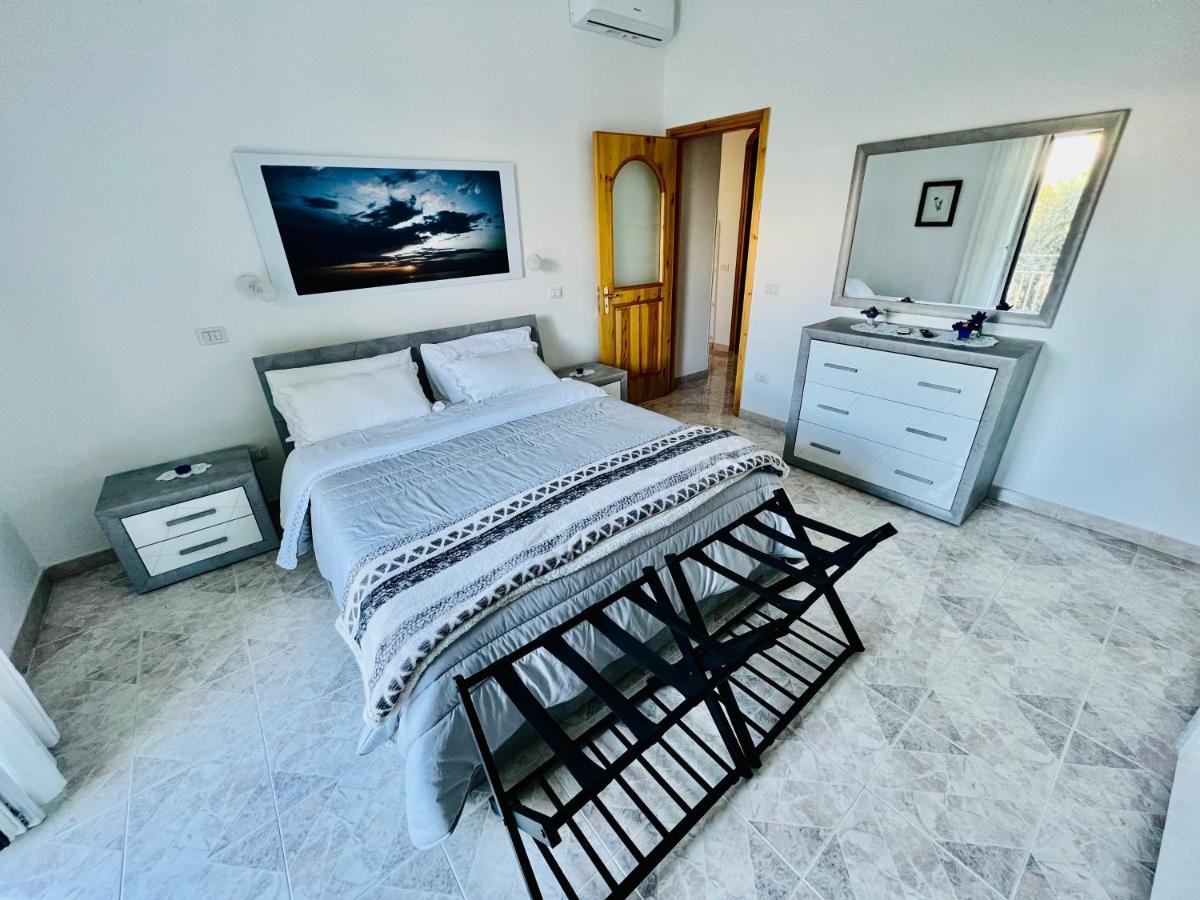 Infinity Experience Casa Vacanza Incantevole Con Terrazzo Scala Buitenkant foto